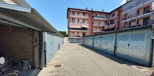Foto Box a Carmagnola Centro di 17 m² con 1 locali in vendita