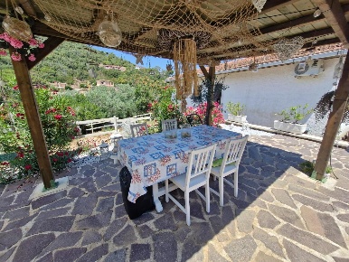 Foto Casa indipendente a Rio Cavo di 60 m² con 3 locali in vendita