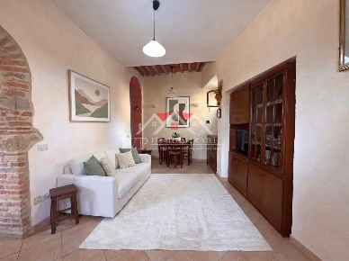 Foto Appartamento a Castelnuovo di Val di Cecina di 170 m² con 4 locali