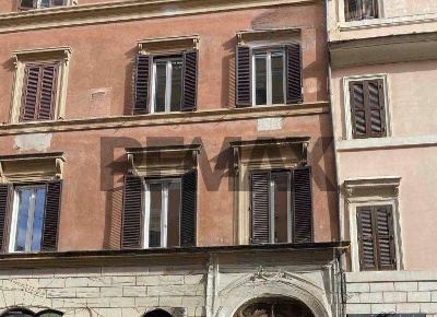 Foto Appartamento in Via Delle Quattro Fontane 33, Roma Repubblica