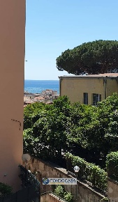 Foto Appartamento in Via Valerio Laspro 38, Salerno Carmine Alto di 75 m²