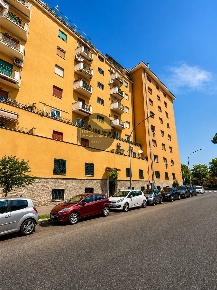 Foto Appartamento in Via Giuseppe Arimondi 4, Roma Casal Bertone di 81 m²