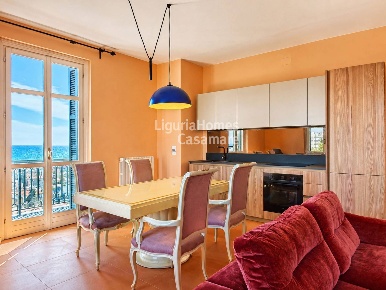 Foto Appartamento in Via Romana, Bordighera Via Romana di 89 m² in vendita