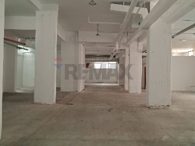 Foto Locale commerciale in Via Polito 7, Palermo Zisa di 470 m² in affitto