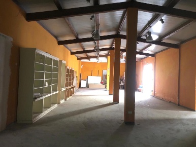 Foto Magazzino in Via Fondo Caminneci 5, Palermo Cruillas di 490 m²