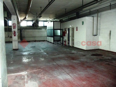 Foto Laboratorio a Arezzo Pescaiola di 205 m² con 1 locali in vendita