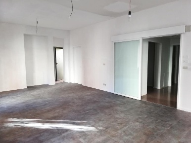 Foto Ufficio in Via comentina, Asti Stazione di 250 m² con 9 locali