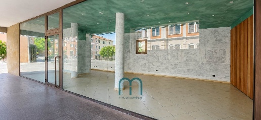 Foto Attività commerciale in PIAZZA GARIBALDI, Mirano Mirano Paese di 60 m²
