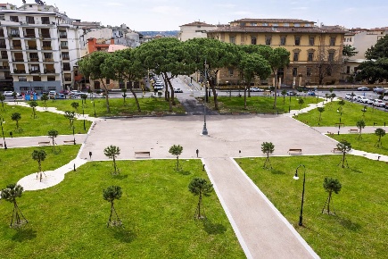 Foto Villa unifamiliare in Via Della Cernaia, Firenze di 400 m² in vendita