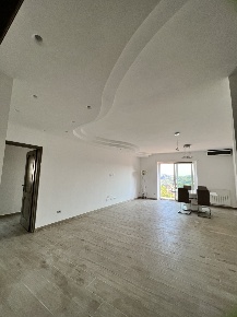 Foto Attico in Via Del Monte  13, Morlupo Centro di 130 m² con 6 locali