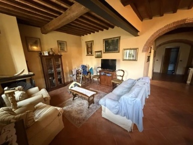 Foto Casa indipendente a San Giuliano Terme San Giuliano Terme Paese