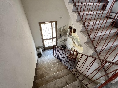 Foto Casa indipendente a Massa Centro di 200 m² con 14 locali in vendita