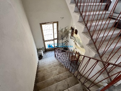Foto Casa indipendente a Massa Centro di 200 m² con 14 locali in vendita