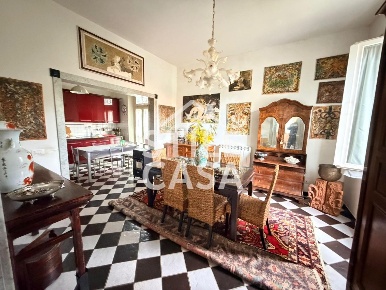 Foto Casa indipendente a Altopascio Altopascio Centro di 200 m² in vendita