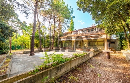 Foto Locale commerciale in Via A. Gramsci 31z, Serra San Quirico di 231 m²