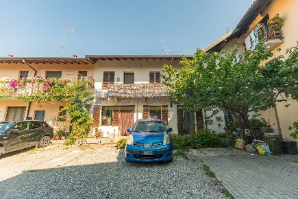 Foto Appartamento in VIA BRISA 27, Parabiago Centro di 83 m² con 2 locali