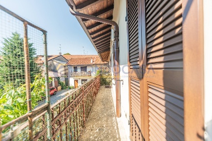 Foto Appartamento in VIA BRISA 27, Parabiago Centro di 83 m² con 2 locali