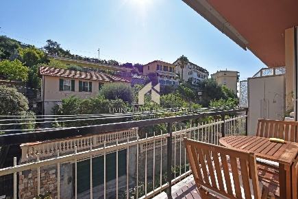 Foto Appartamento in Via Dante, Sanremo Ospedale di 70 m² con 3 locali