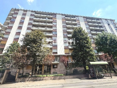 Foto Appartamento in Corso Monte Cucco 131, Torino Pozzo Strada di 115 m²