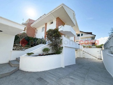 Foto Appartamento in Via DEI SABINI 17, Frosinone Tribunale di 50 m²