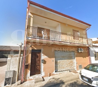 Foto Negozio in Via GRAZIA DELEDDA 73, Terralba Centro di 130 m² in vendita