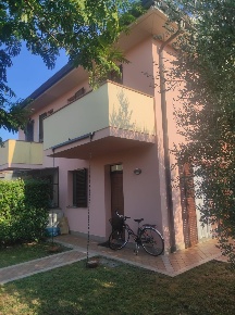 Foto Casa indipendente a Castelfranco di Sotto Orentano di 98 m² in vendita