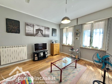 Foto Appartamento a Viareggio Marco Polo - Don Bosco di 119 m² con 4 locali