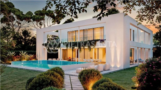 Foto Villa unifamiliare a Forte dei Marmi Centro di 470 m² con 10 locali