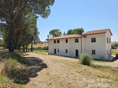 Foto Casale in Strada Settevalli 1157, Perugia Castel del Piano - Pila