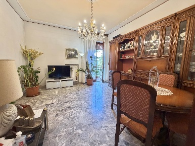 Foto Appartamento a Pistoia Pistoia Ovest di 110 m² con 5 locali in vendita