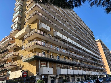 Foto Appartamento a Palermo Resuttana di 140 m² con 5 locali in vendita