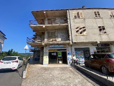 Foto Negozio in Corso Gregorio Staglianò 7, Chiaravalle Centrale Centro
