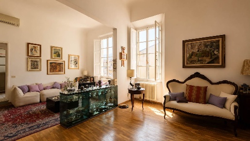 Foto Appartamento a Firenze Signoria - Uffizi di 167 m² con 5 locali
