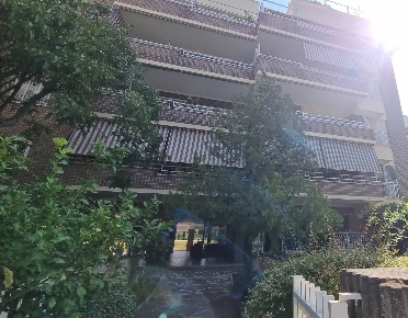 Foto Appartamento in Via Bagnone, Roma Nuovo Salario di 135 m² con 4 locali