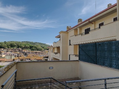 Foto Appartamento a Monte Romano di 50 m² con 3 locali in vendita