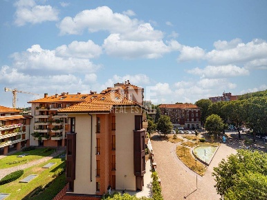 Foto Appartamento in Via Bramante da Urbino 14, Monza Buonarroti di 108 m²