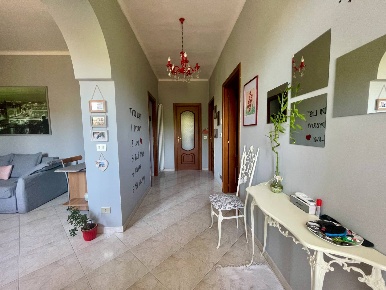 Foto Appartamento in Via Parisetto 15, Vinovo Semicentro di 82 m²