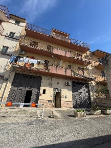 Foto Appartamento in Via Santa Maria Di Gesu' - Fondo Saccone 7, Palermo