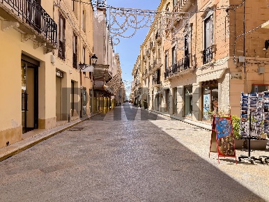 Foto Attività commerciale in via Torrearsa 18, Trapani Centro di 30 m²