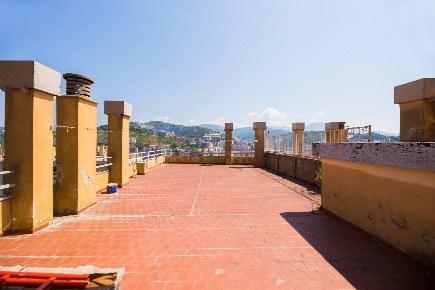 Foto Appartamento in Via Leonardo Montaldo, Genova Staglieno di 115 m²