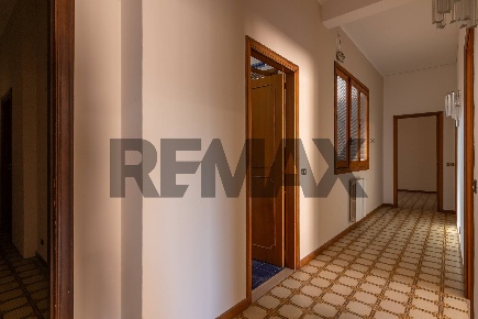 Foto Appartamento in via Romolo 7, Modica Modica Sorda di 268 m² in vendita