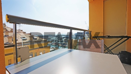 Foto Appartamento in Via Luigi Cibrario 35, Genova Sestri Ponente di 55 m²
