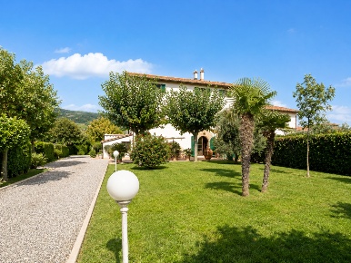 Foto Rustico a Cascina San Frediano Sud - San Lorenzo a Pagnatico di 300 m²