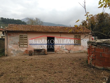 Foto Casa indipendente a Massa Romagnano di 70 m² con 3 locali in vendita