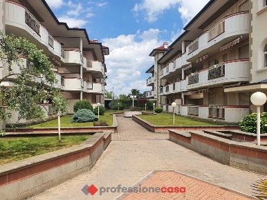 Foto Appartamento in Via monte bianco 9a, Ossona Centro di 109 m²