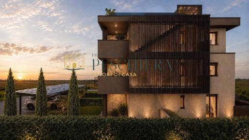 Foto Appartamento in Via Pasubio 3, Peschiera del Garda Centro di 123 m²