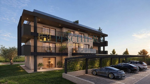 Foto Appartamento in Via Pasubio 3, Peschiera del Garda Centro di 125 m²
