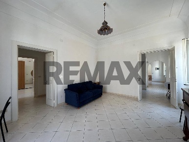 Foto Appartamento in Via Ruggiero Bonghi 7, Rodi Garganico di 117 m²