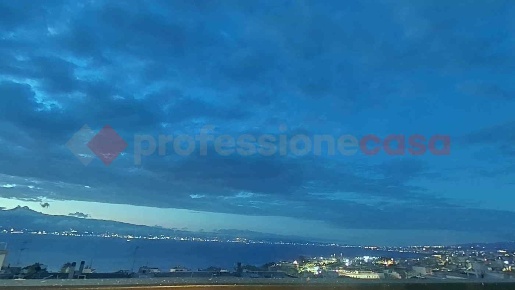 Foto Appartamento in Via Villini Svizzeri 29, Reggio di Calabria di 200 m²
