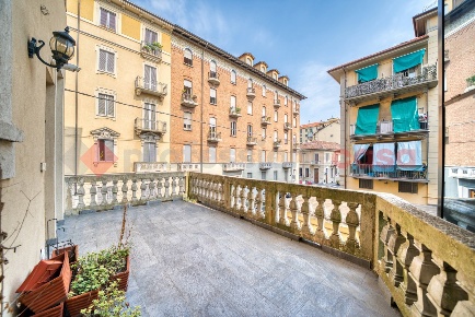 Foto Appartamento in Via CASALIS 7, Torino San Donato di 112 m² in vendita